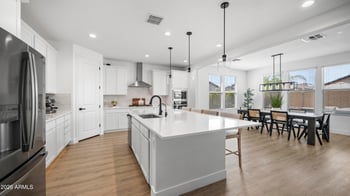 7516 W Odeum Ln, Phoenix, AZ 85043