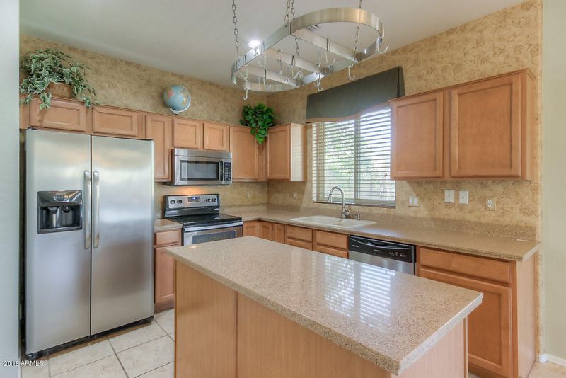 7518 S 14th St, Phoenix, AZ 85042