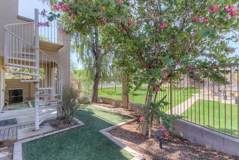 7518 S 14th St, Phoenix, AZ 85042