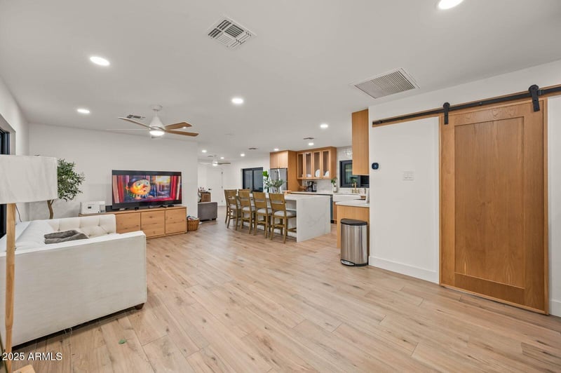 7519 Banff Ln, Peoria, AZ 85381