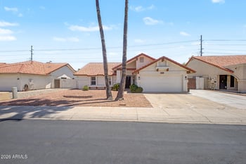 7519 Mcrae Way, Glendale, AZ 85308