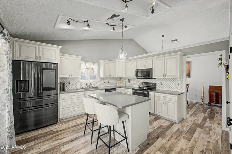 7519 W Mcrae Way, Glendale, AZ 85308