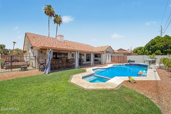 7519 Mcrae Way, Glendale, AZ 85308