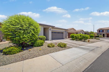 752 Constitution Dr, Gilbert, AZ 85296