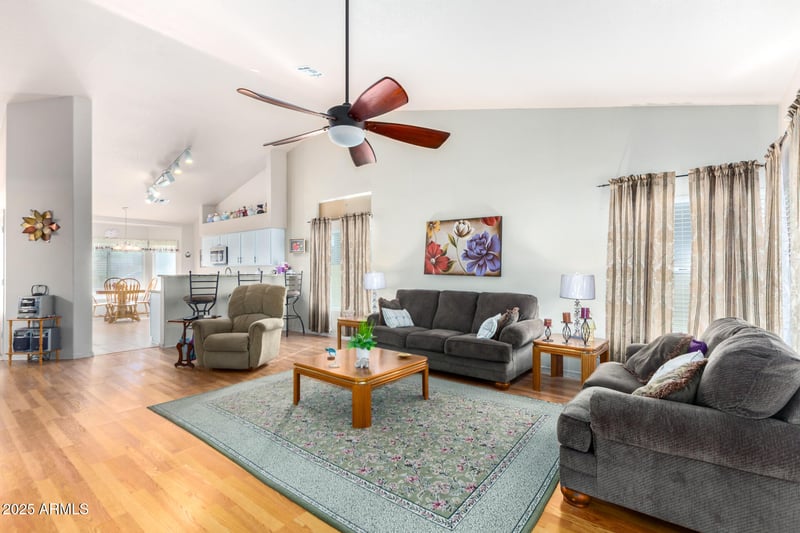 752 Sheffield Ave, Gilbert, AZ 85296