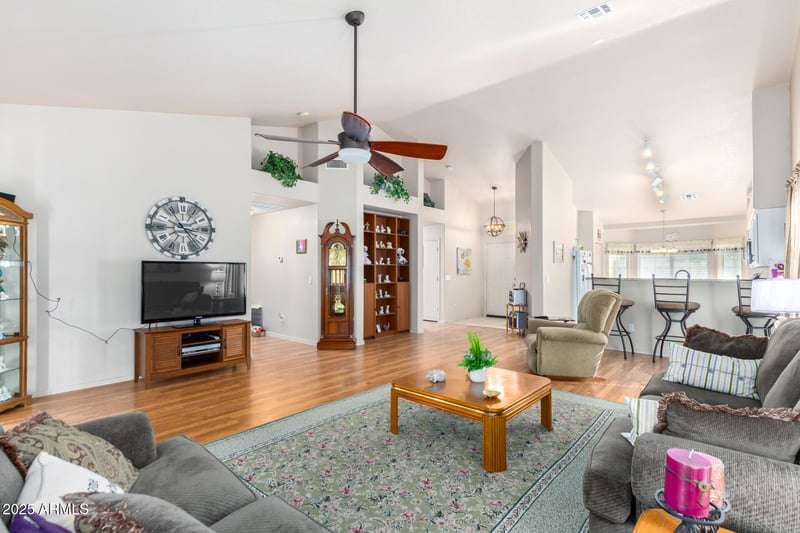 752 Sheffield Ave, Gilbert, AZ 85296