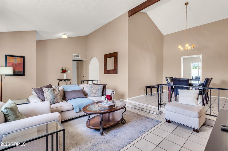 752 W Posada Ave, Mesa, AZ 85210