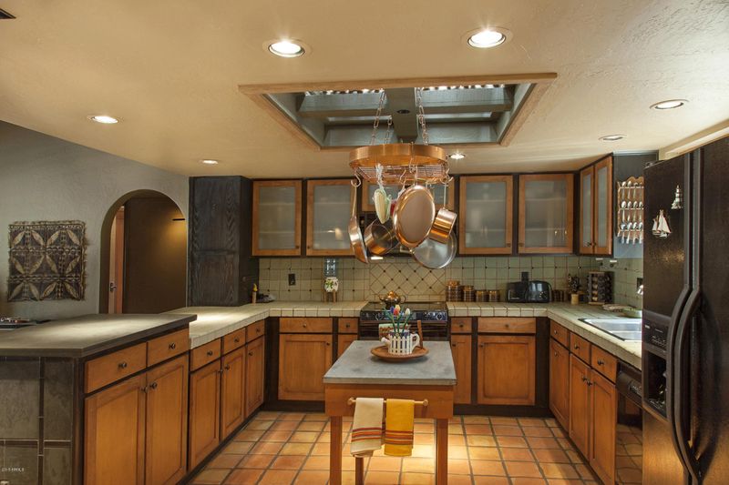 7520 E San Miguel Ave, Scottsdale, AZ 85250