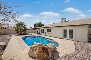 7521 Princess Dr, Mesa, AZ 85207