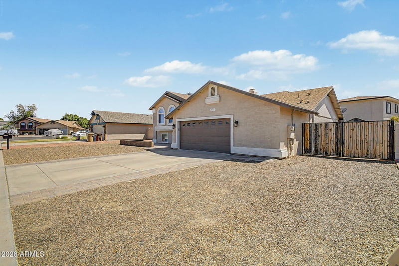 7521 Willow Ave, Peoria, AZ 85381