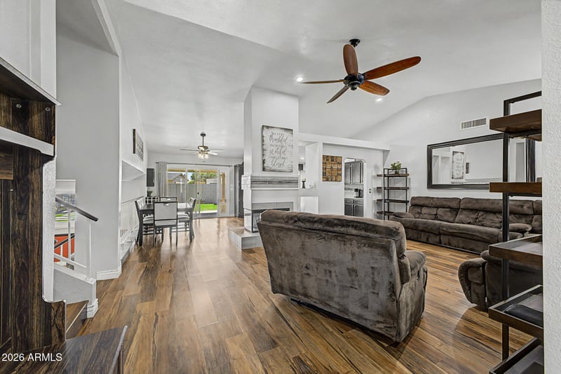 7521 Willow Ave, Peoria, AZ 85381
