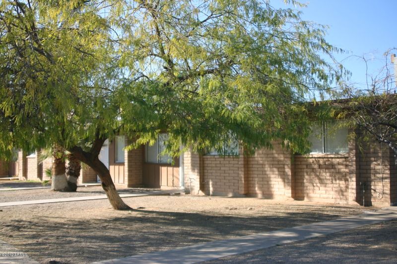 7522 W Glenn Dr, Glendale, AZ 85303