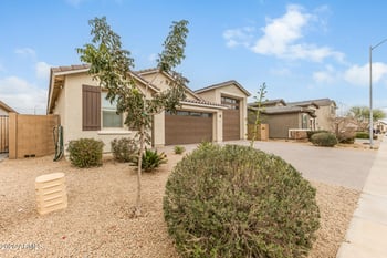 7524 Warner St, Phoenix, AZ 85043