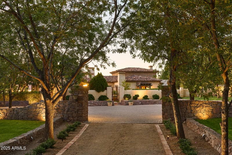 7525 Shadow Mountain Rd, Paradise Valley, AZ 85253