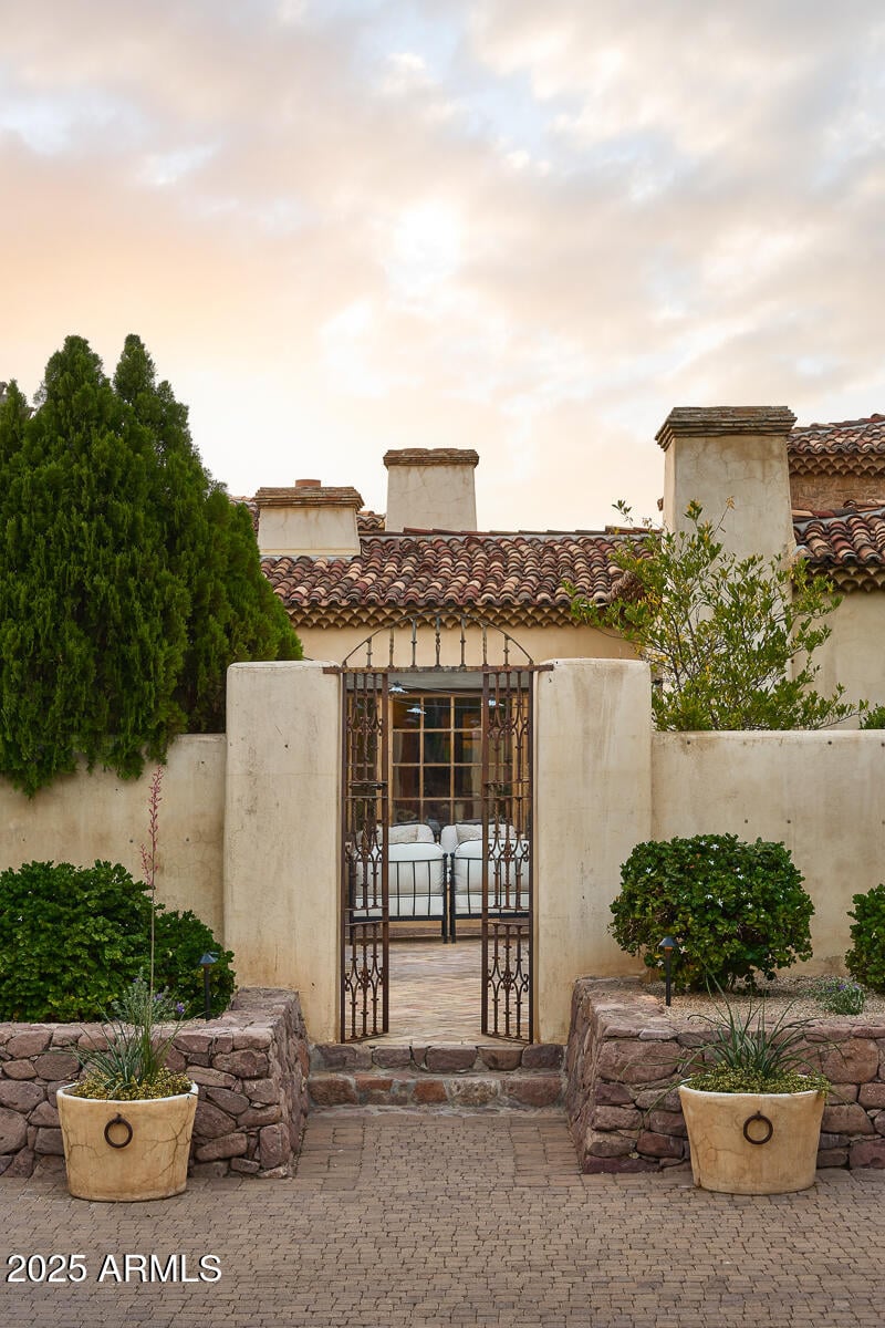 7525 Shadow Mountain Rd, Paradise Valley, AZ 85253