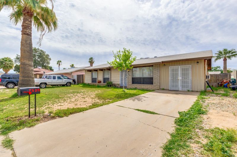 7525 W Mulberry Dr, Phoenix, AZ 85033