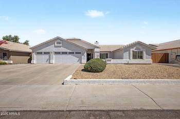 7526 Corrine Dr, Peoria, AZ 85381