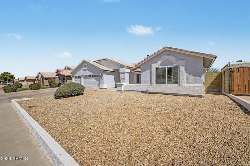 7526 Corrine Dr, Peoria, AZ 85381