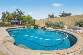 7526 Corrine Dr, Peoria, AZ 85381