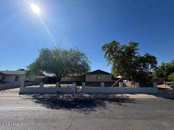 7527 W Indianola Ave, Phoenix, AZ 85033