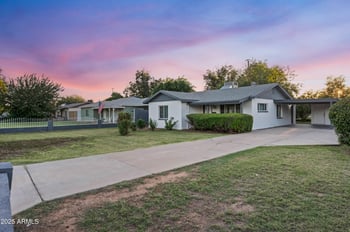 7528 60th Ave, Glendale, AZ 85301
