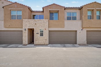 753 Beauchamp Dr #102, Gilbert, AZ 85297