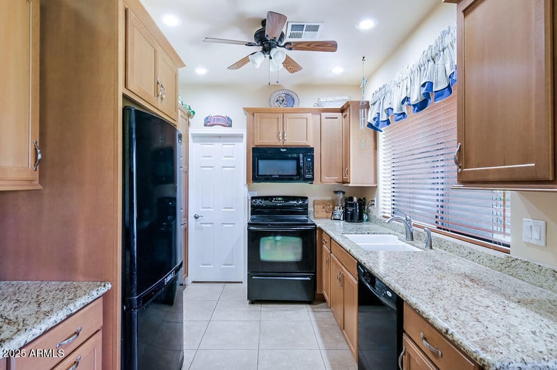 7530 Larkspur Dr, Scottsdale, AZ 85260