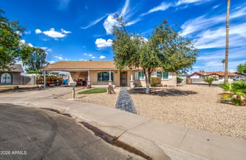 7530 W Roma Ave, Phoenix, AZ 85033