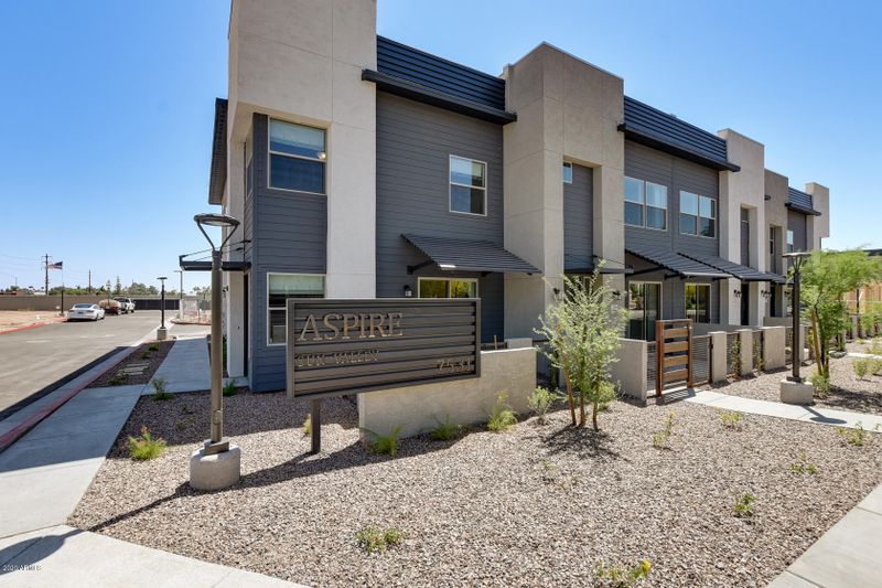 7531 E Billings St #105, Mesa, AZ 85207