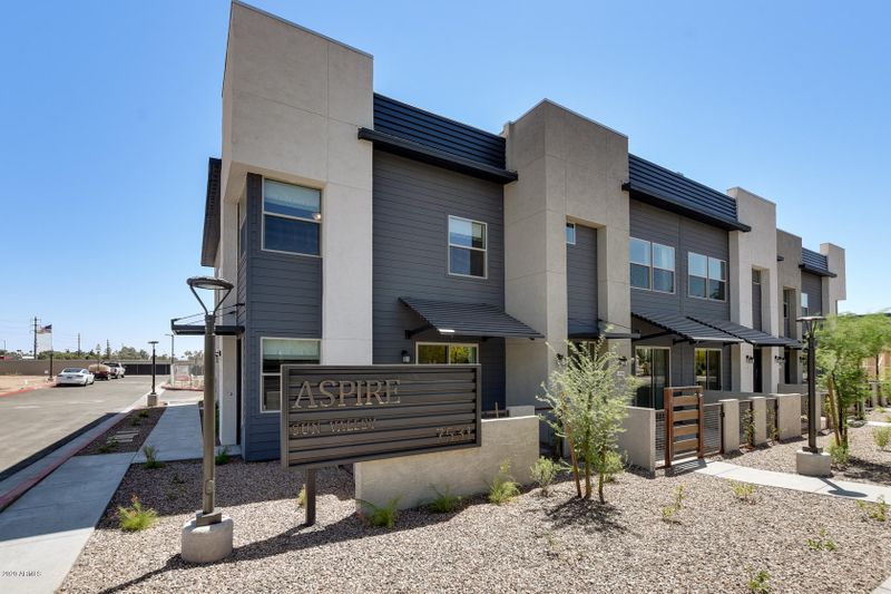 7531 E Billings St #112, Mesa, AZ 85207