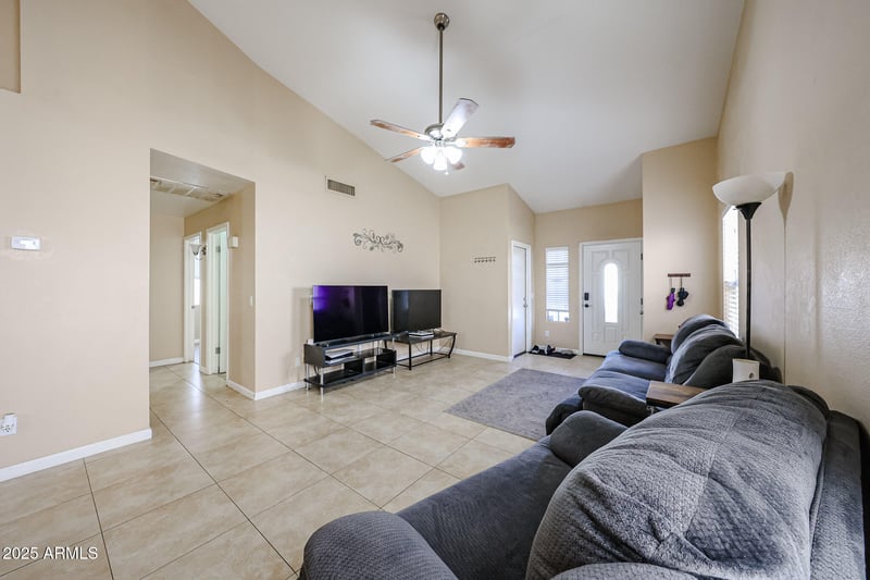 7531 Ironwood Dr, Peoria, AZ 85345