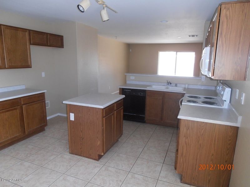 7531 N 109th Dr, Glendale, AZ 85307