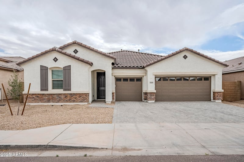 7531 Odeum Ln, Phoenix, AZ 85043
