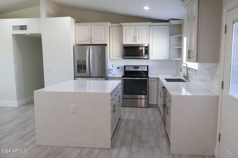 7532 E Hackamore St, Mesa, AZ 85207