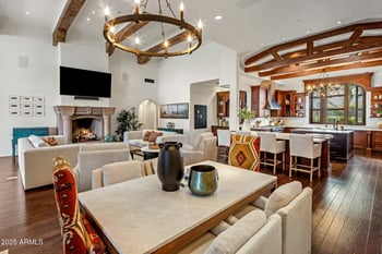 7533 70th St, Paradise Valley, AZ 85253