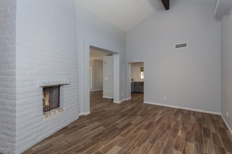 7533 E Clinton St, Scottsdale, AZ 85260