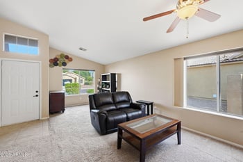 7533 Navarro Ave, Mesa, AZ 85209