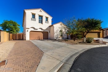 7536 Molly Dr, Peoria, AZ 85383