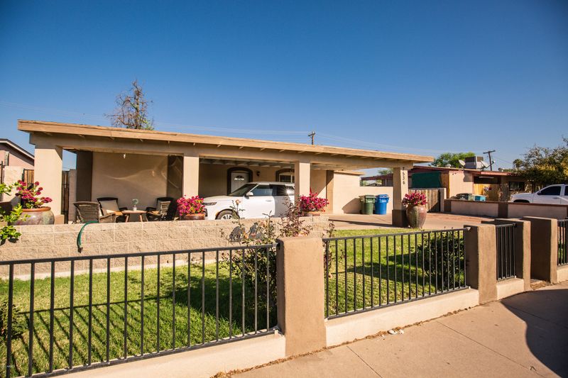 7536 W Mitchell Dr, Phoenix, AZ 85033