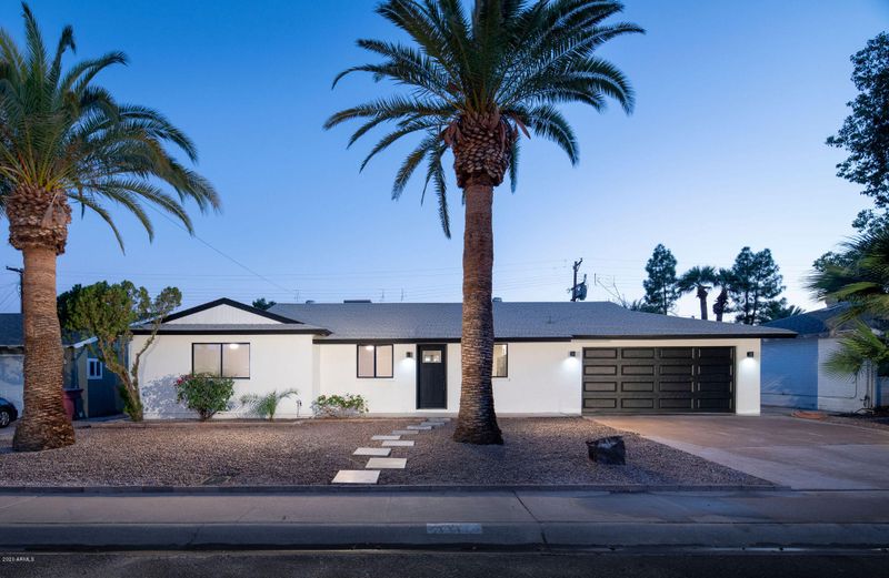 7537 E Edgemont Ave, Scottsdale, AZ 85257