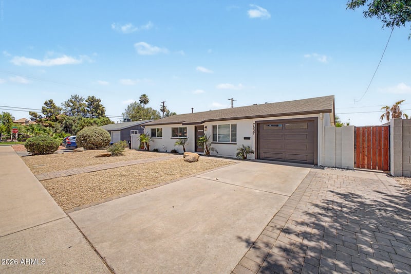 7537 Latham St, Scottsdale, AZ 85257