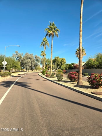 7537 Wescott Dr, Glendale, AZ 85308