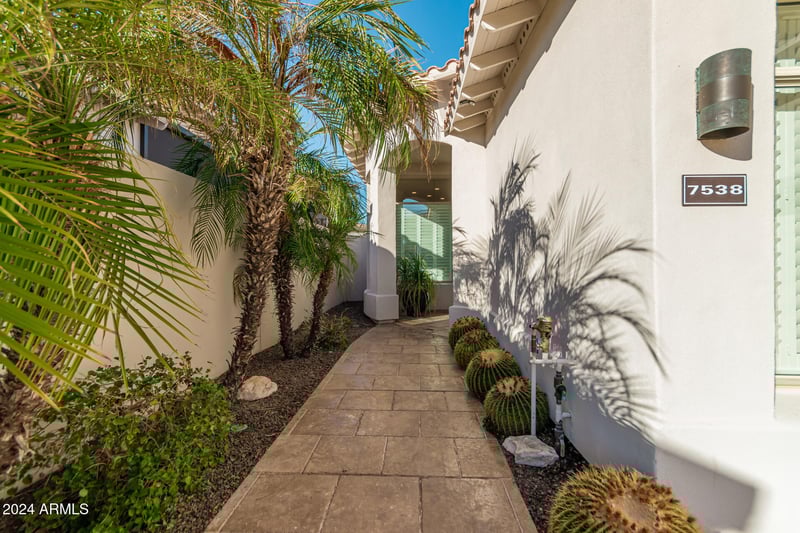 7538 Tuckey Ln, Scottsdale, AZ 85250