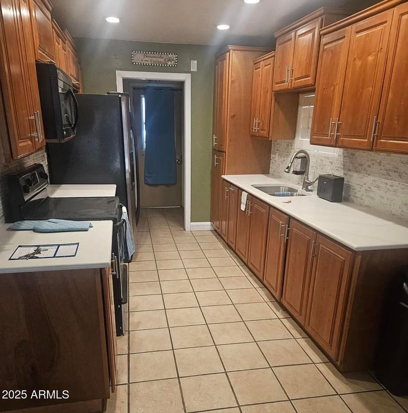 7539 Glenrosa Ave, Phoenix, AZ 85033