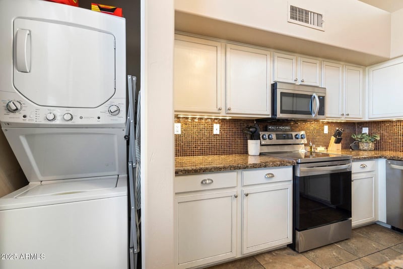 754 Beck Ave, Tempe, AZ 85281