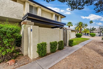 754 Eugie Ave, Phoenix, AZ 85022