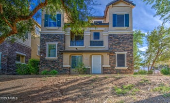 754 Laguna Dr, Gilbert, AZ 85233