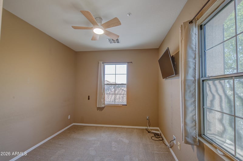 754 Laguna Dr, Gilbert, AZ 85233