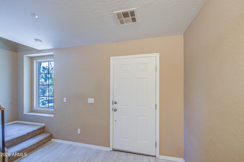 754 Laguna Dr, Gilbert, AZ 85233