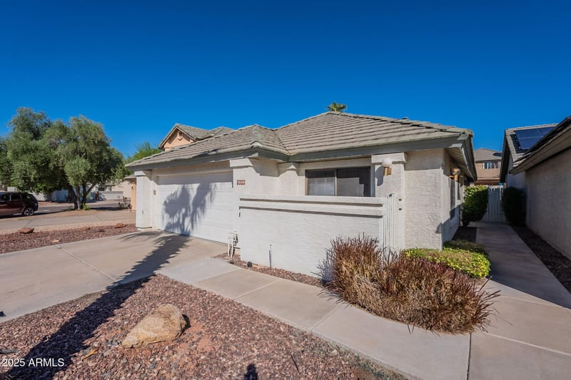 7540 Sequoia Dr, Glendale, AZ 85308